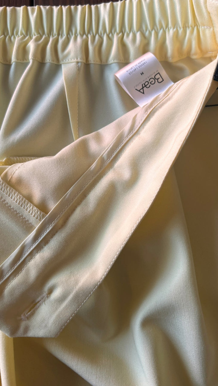 Elegant Straight-Leg Trousers Butter Yellow