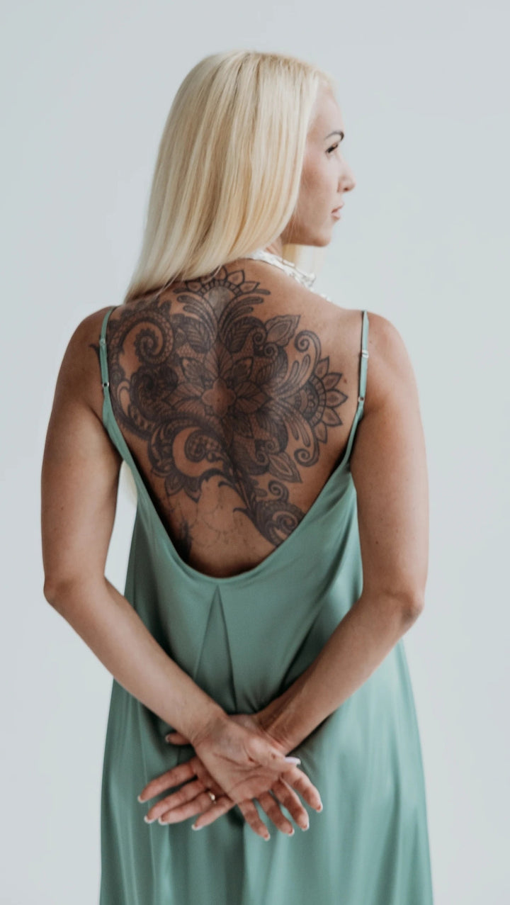 Gara kleita Basil
