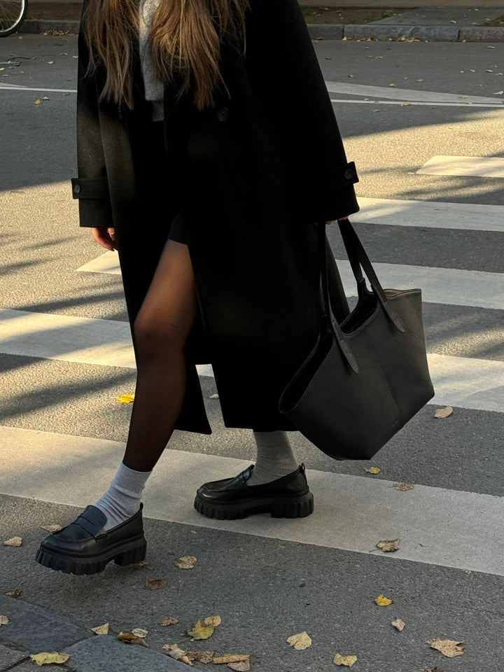 GRAINED LEATHER TOTE BAG - BeaA - Be At Home with Yourself - Bag