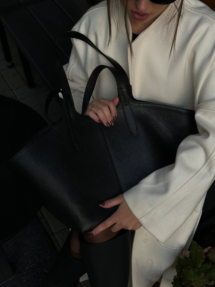 GRAINED LEATHER TOTE BAG - BeaA - Be At Home with Yourself - Bag