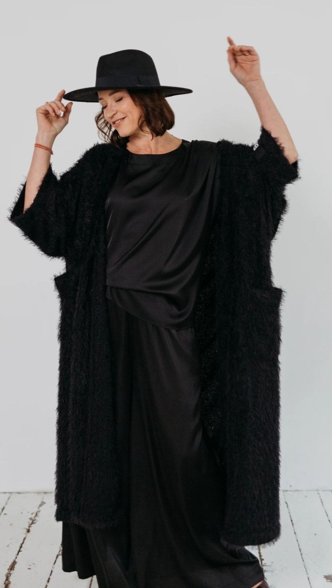 Maxi Cardigan Black - BeaA - Be At Home with Yourself - Cardigan
