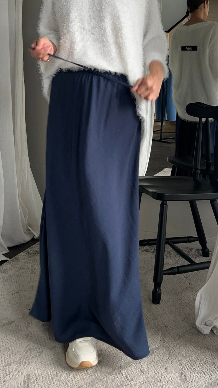 Long viscose skirt