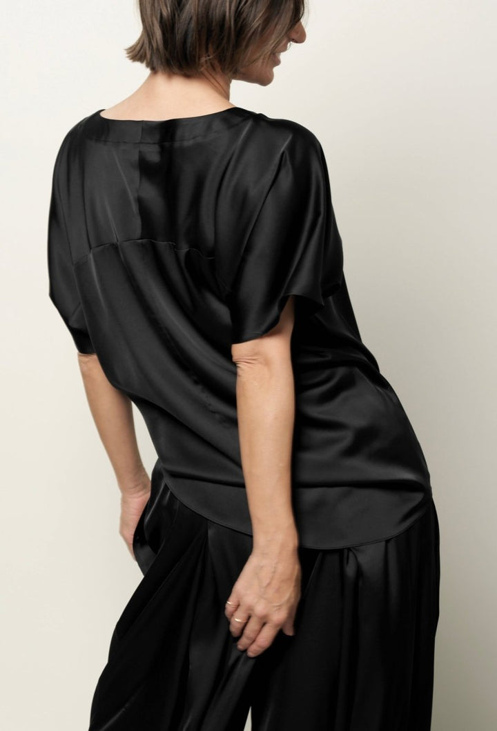 Top Silk Black - BeaA - Be At Home with Yourself - Top
