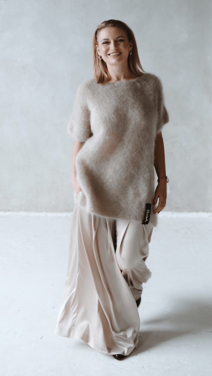 Trousers with pleats Silk Champagne - BeaA - Be At Home with Yourself - Trousers