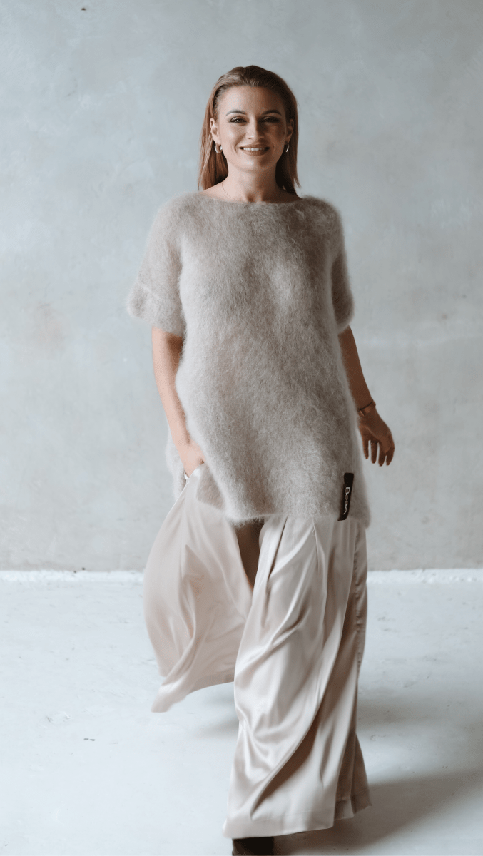 Trousers with pleats Silk Champagne - BeaA - Be At Home with Yourself - Trousers