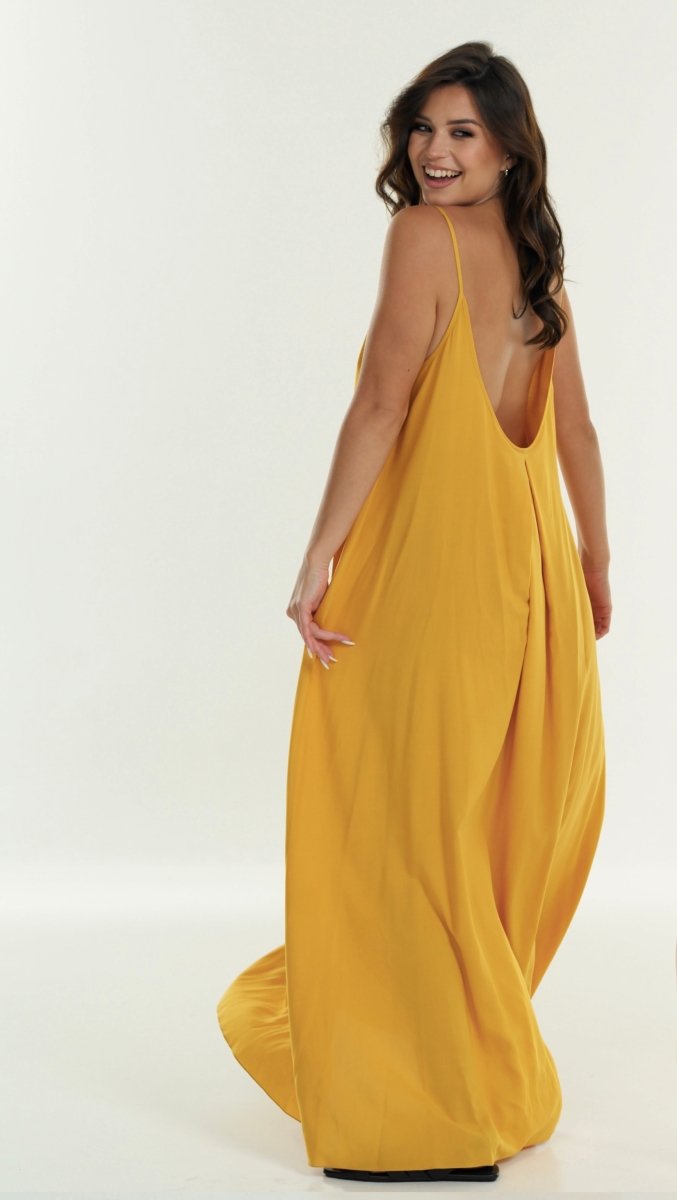 yellow open back maxi dress Open-back maxi dress Yellow Saffron for women │ BeaA