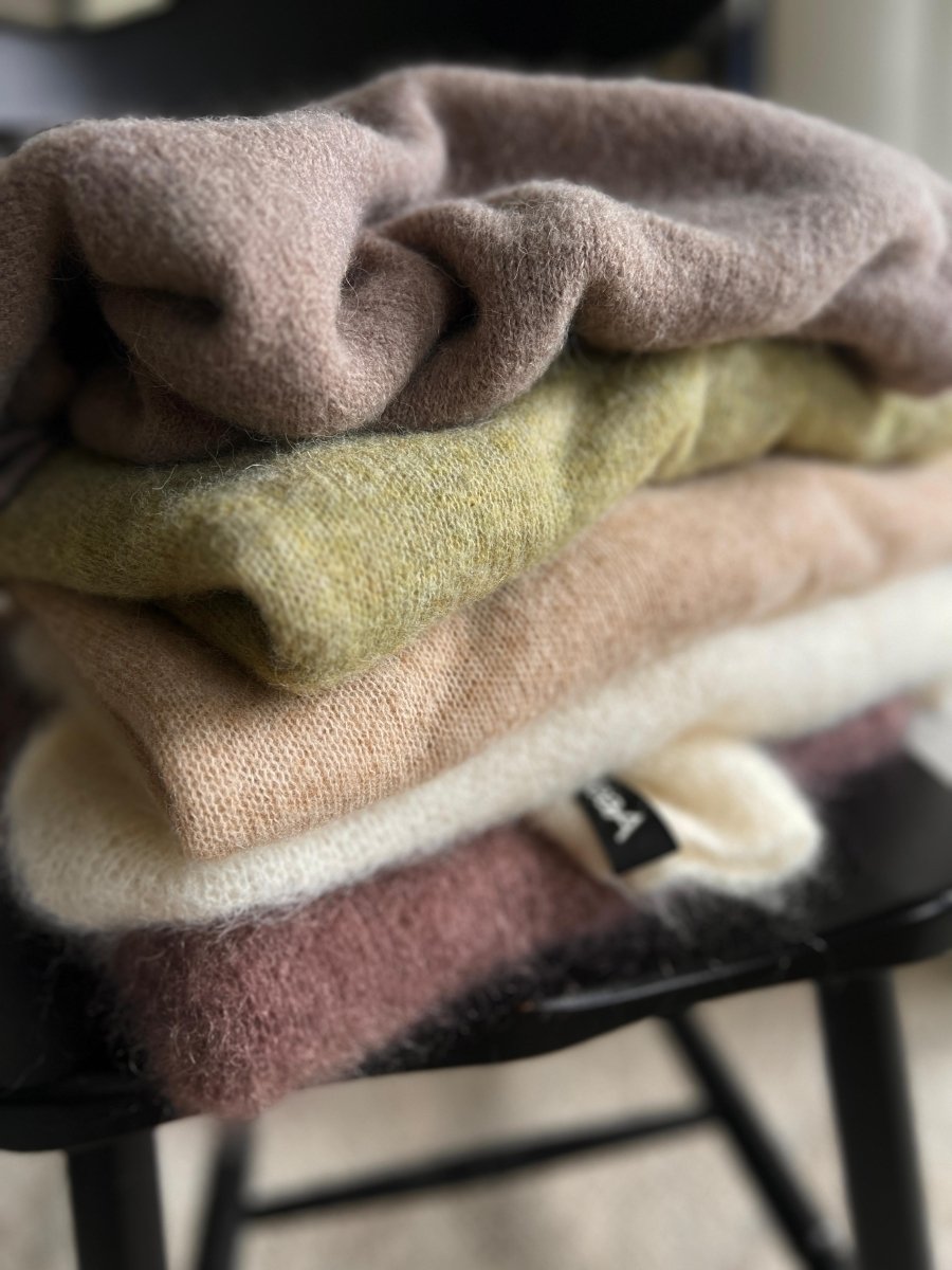 Wool Fabrics: Mohair, Kid Mohair, Alpaca, Baby Alpaca, Merino and Cashmere - BeaA - Be At Home with Yourself
