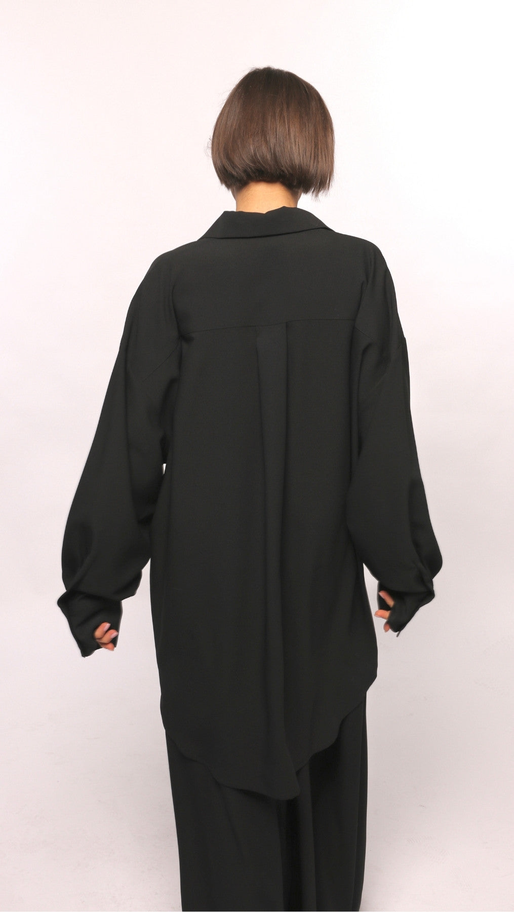 Brīva piegriezuma krekls (XL-3XL)