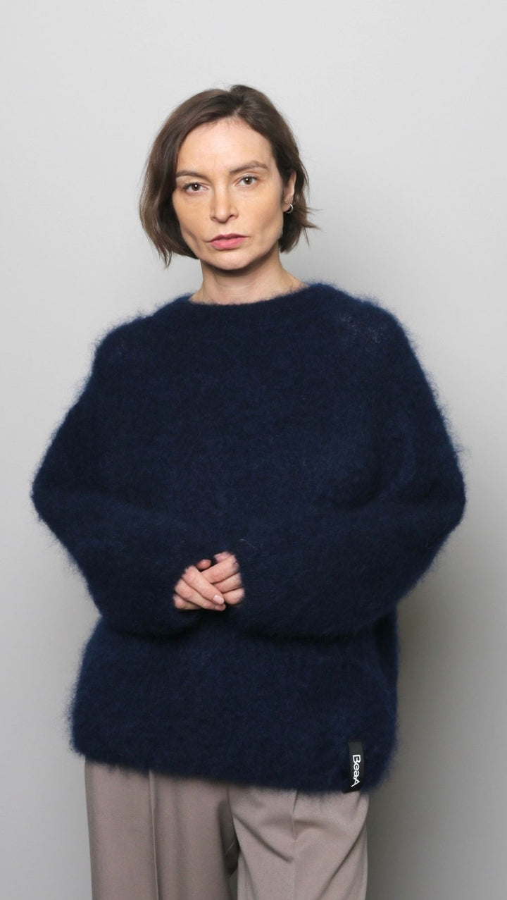 Kid mohair sweater Black or Dark Blue