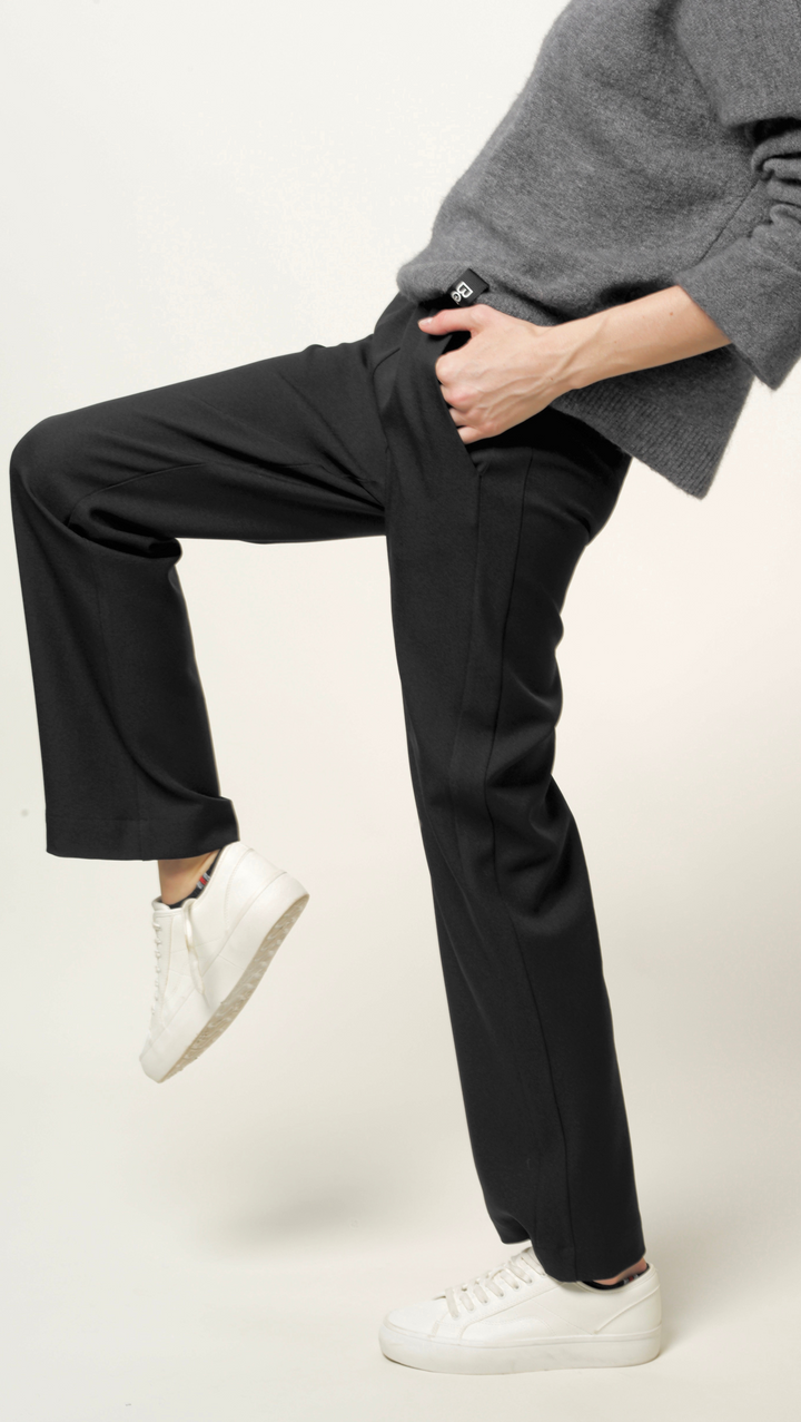 Classic-cut trousers BeaA - Be At Home with Yourself