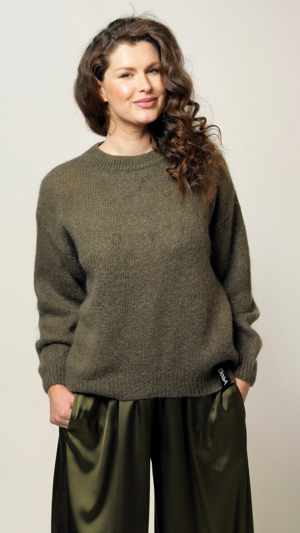 Forest green sweater BeaA - Be At Home with Yourself