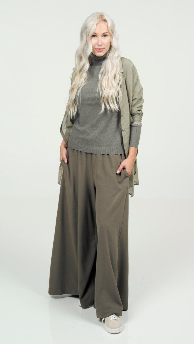 Khaki color trousers BeaA - Be At Home with Yourself