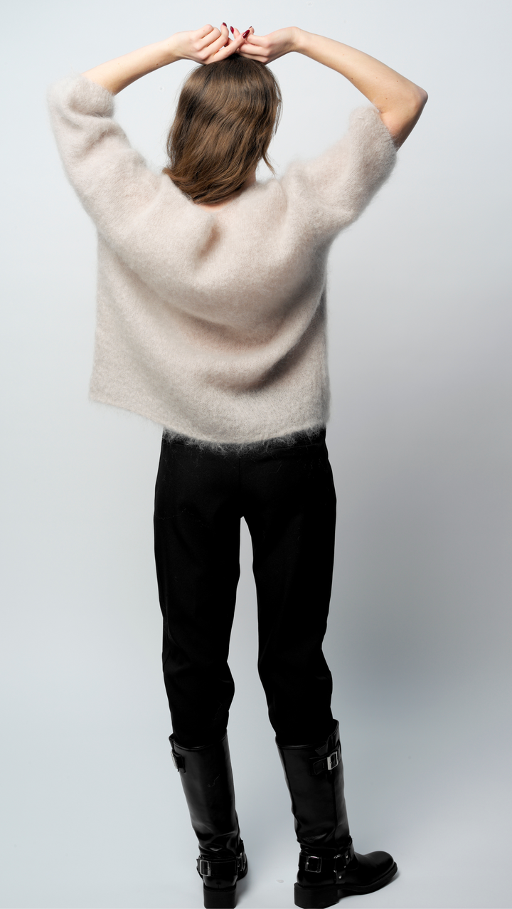 Kid mohair sweater Porcelain BeaA - Be At Home with Yourself