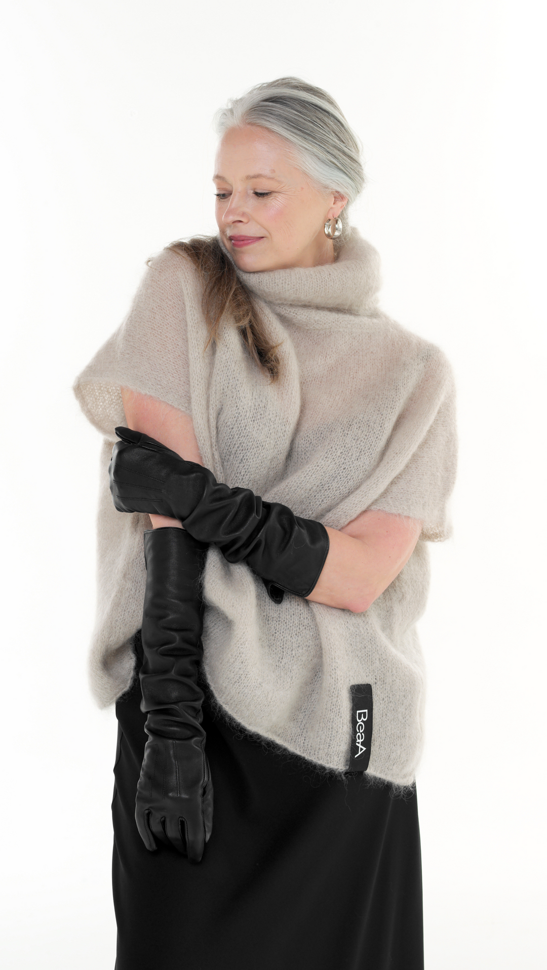 Mohair vest in Porcelain color BeaA - Be At Home with Yourself