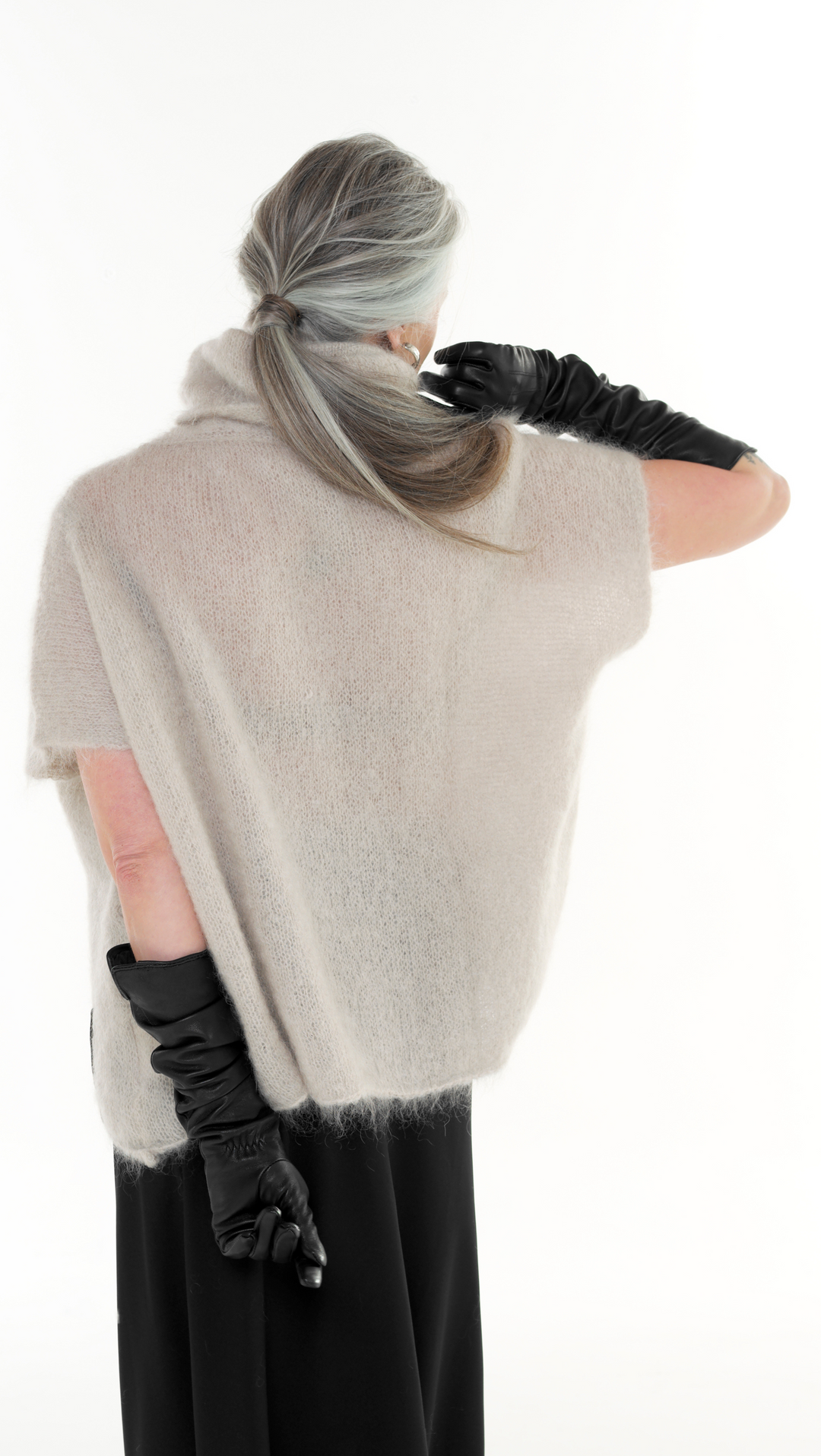 Mohair vest in Porcelain color BeaA - Be At Home with Yourself