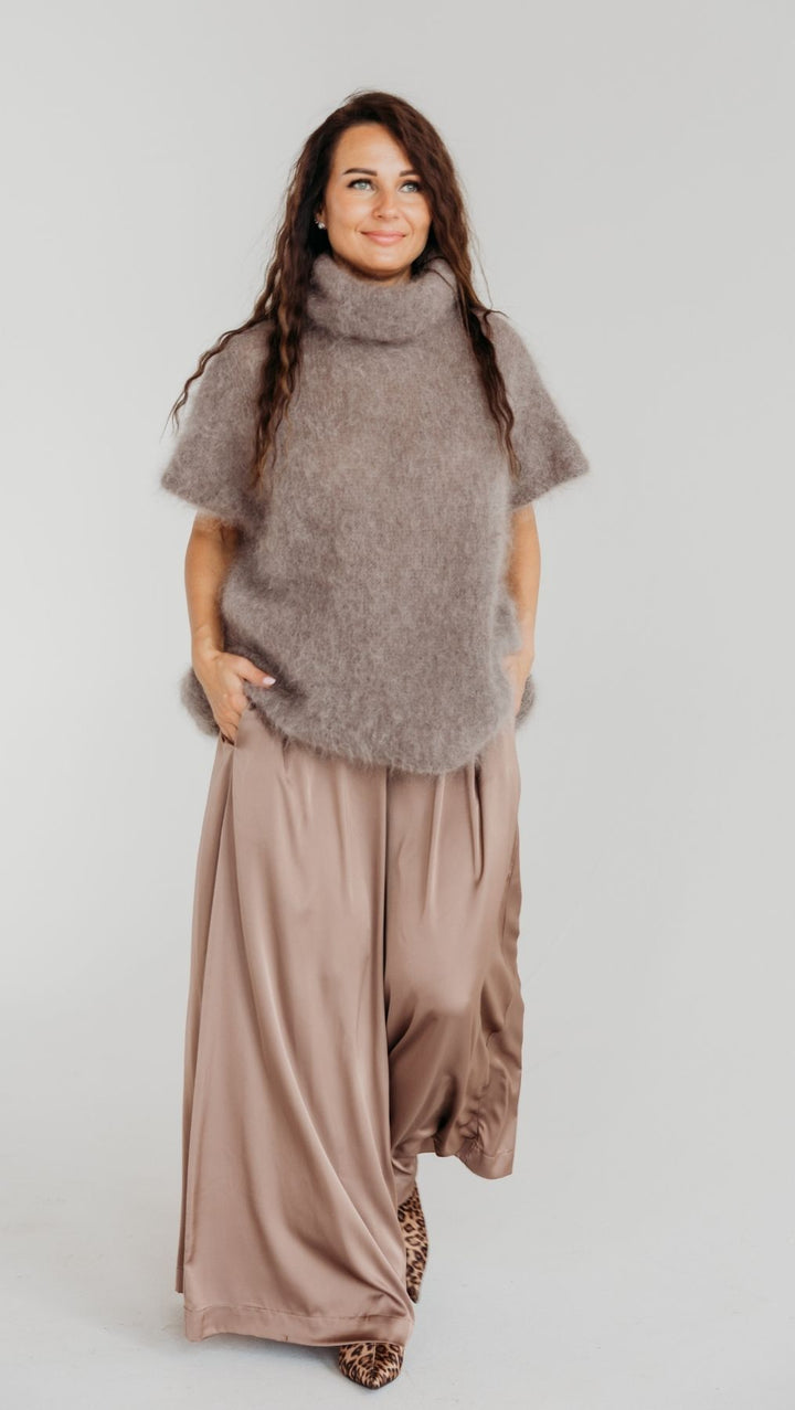 Mohair vest Stone