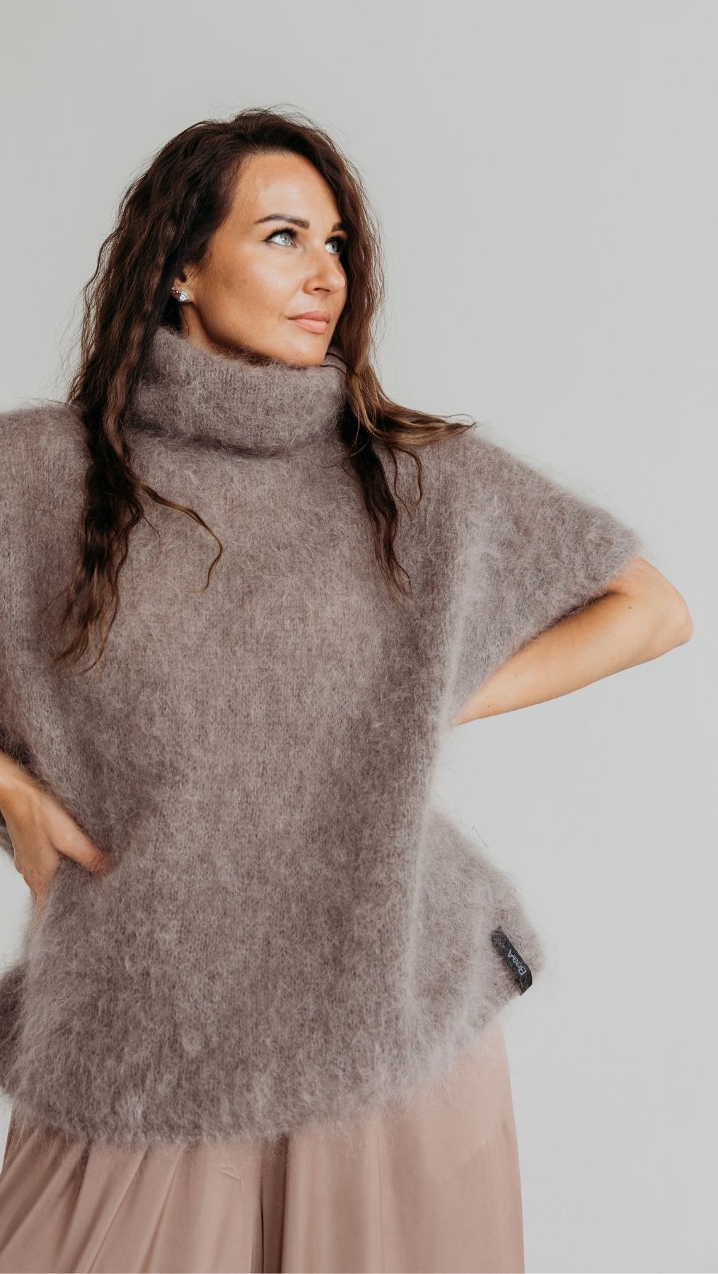 Mohair vest Stone