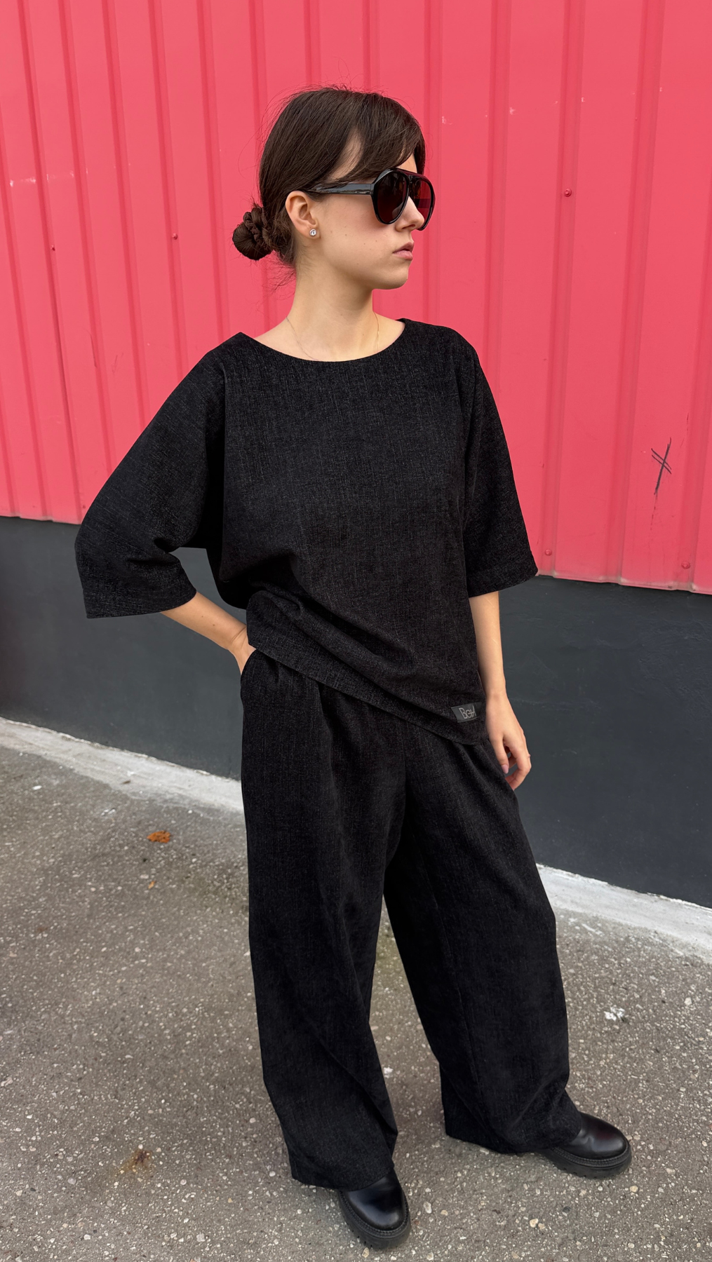 Relax wear Top Noir Rebel