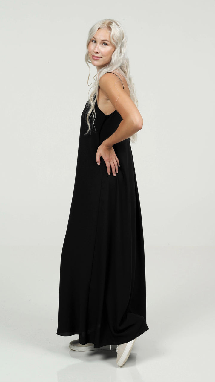 Open-back Maxi Dress Black