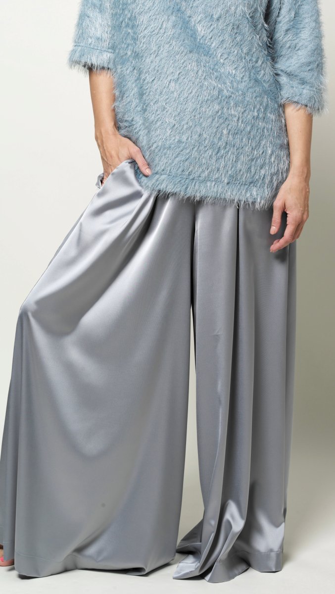 Metallic blue trousers BeaA - Be At Home with Yourself