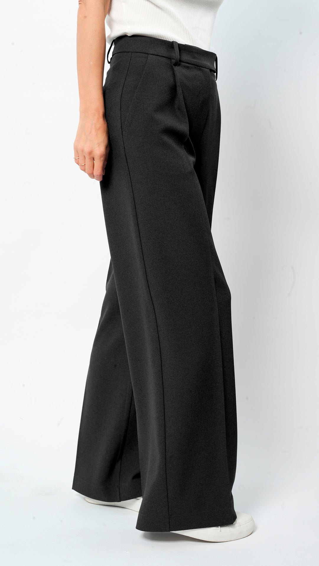 Regular-fit trousers