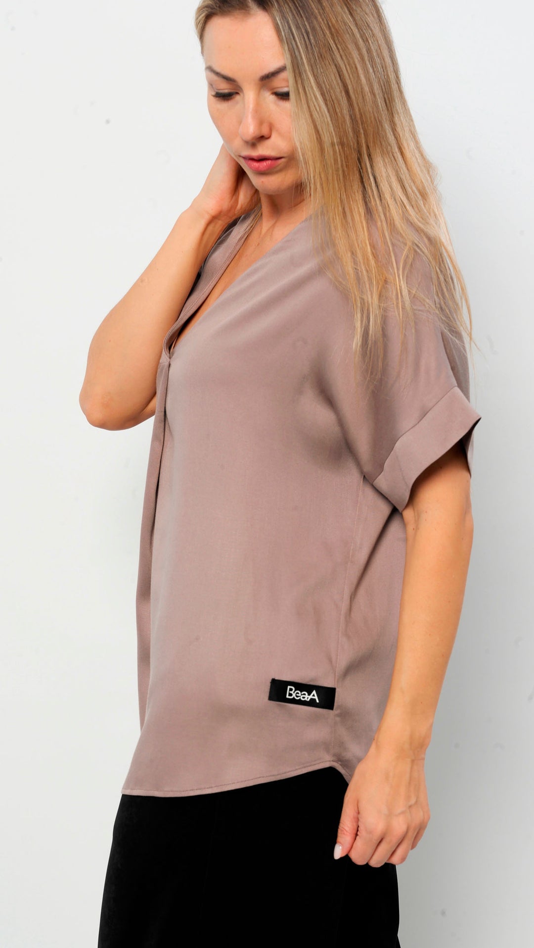 V-Neck top Pastel Brown