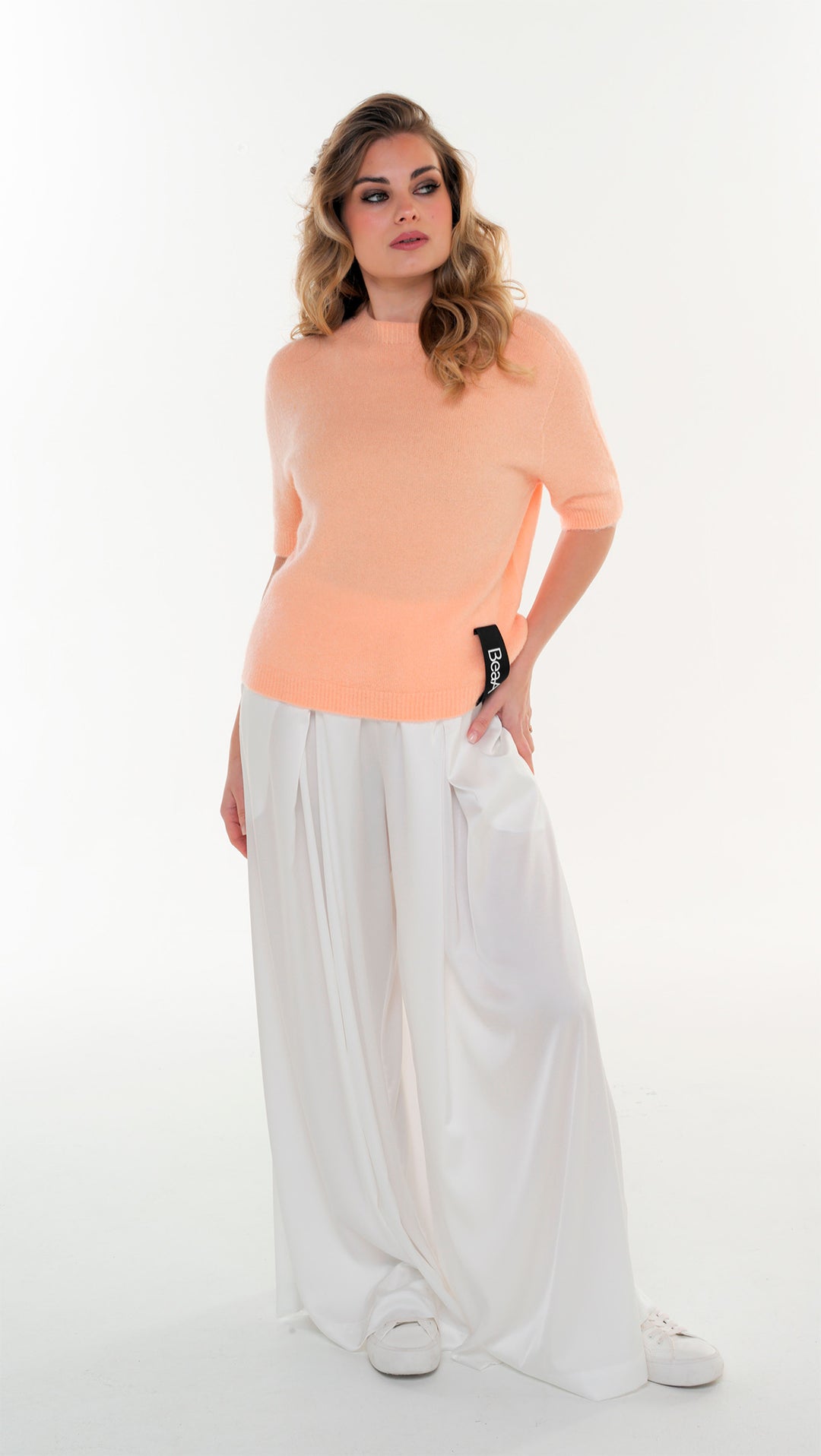 Trousers with pleats Silk White