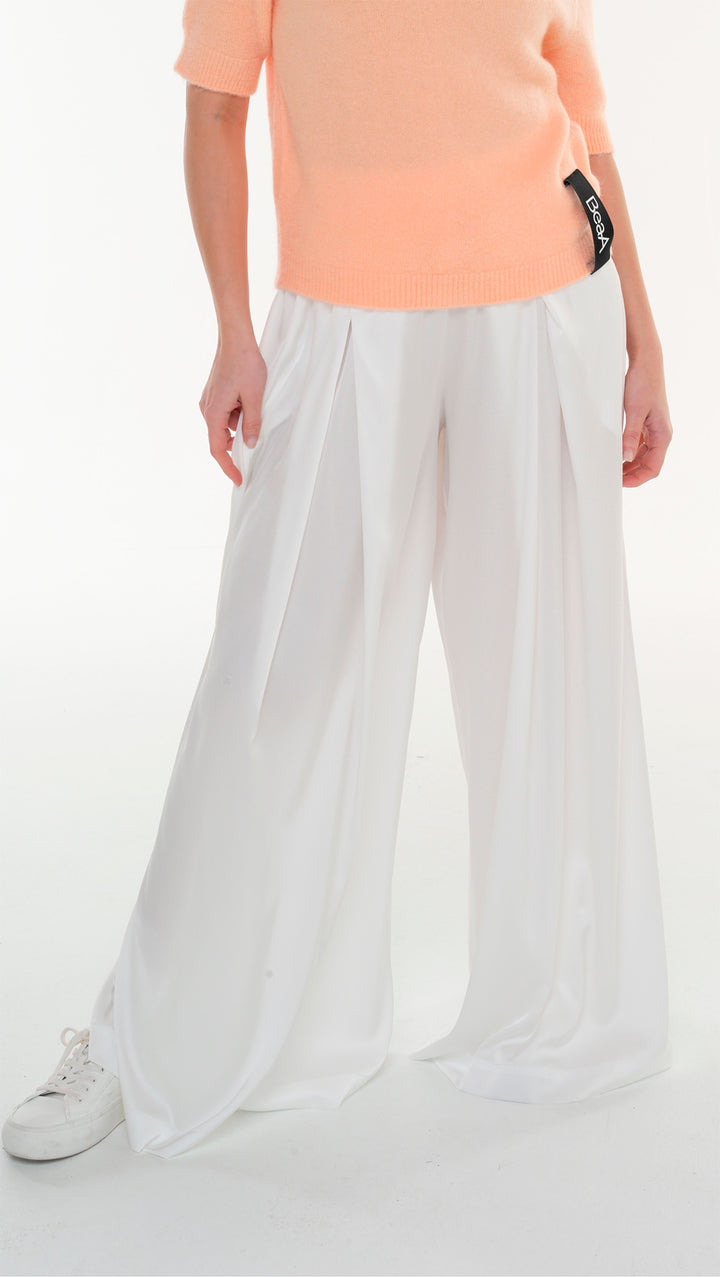 Trousers with pleats Silk White