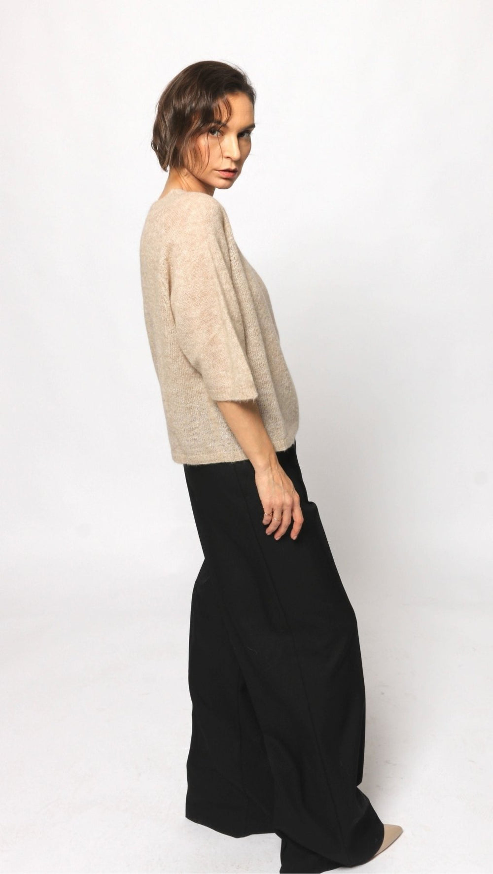 Alpaca sweater Beige - BeaA - Be At Home with Yourself - sweater