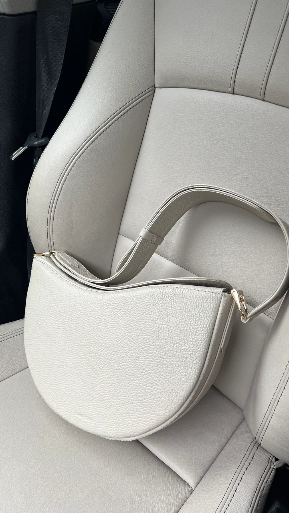 BEIGE LEATHER HANDBAG WAVE - BeaA - Be At Home with Yourself - Bag