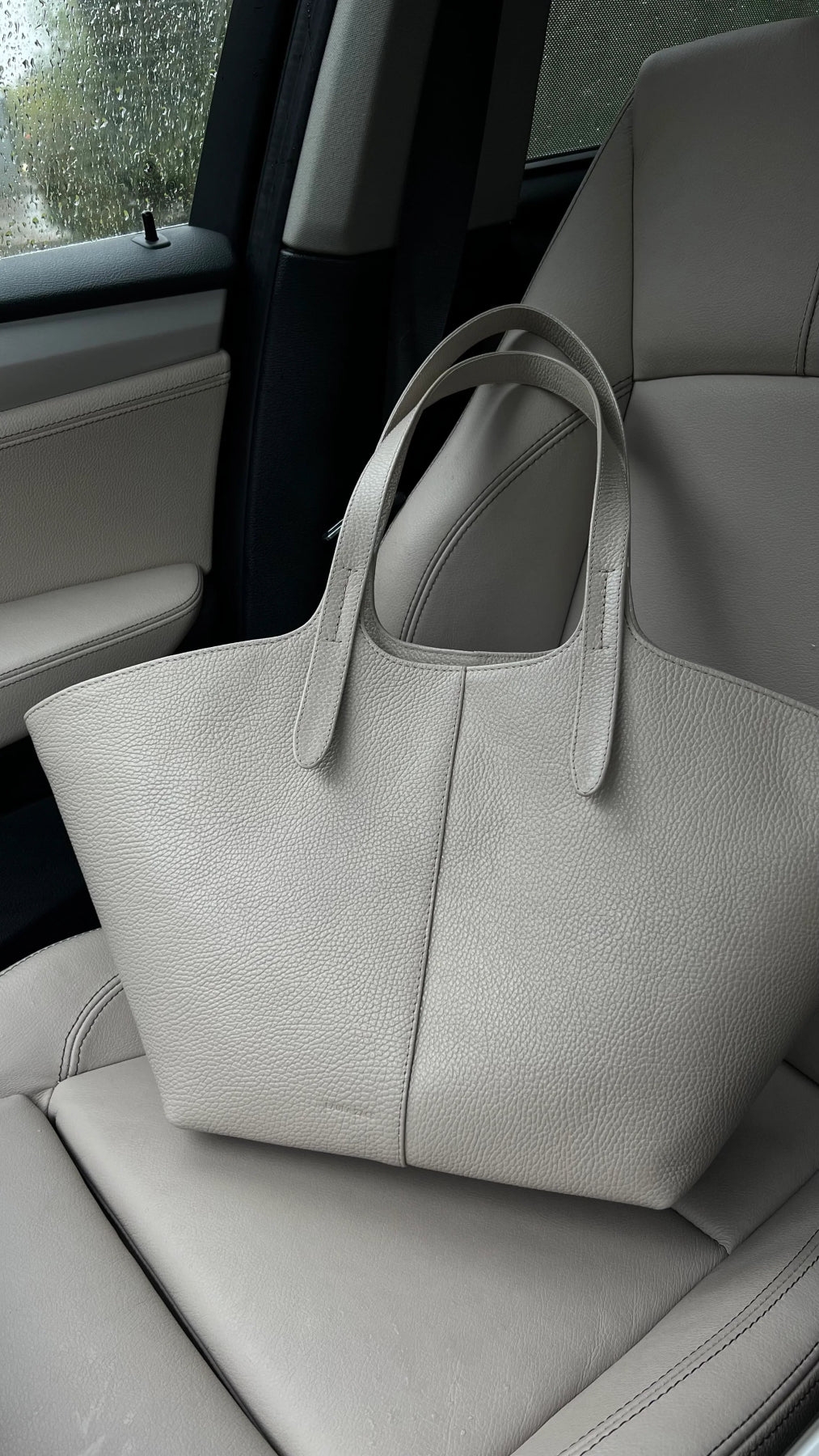 BEIGE LEATHER TOTE BAG - BeaA - Be At Home with Yourself - Bag