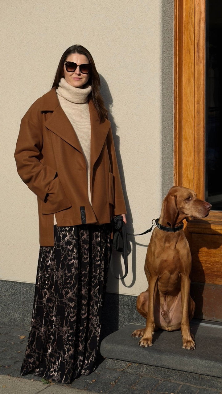 CAMEL MEETS NOIR - BeaA - Be At Home with Yourself -