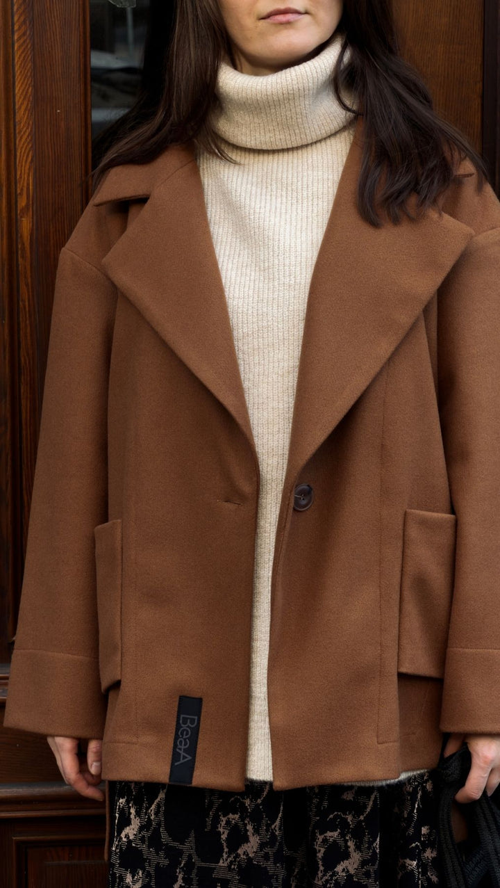CAMEL MEETS NOIR - BeaA - Be At Home with Yourself -