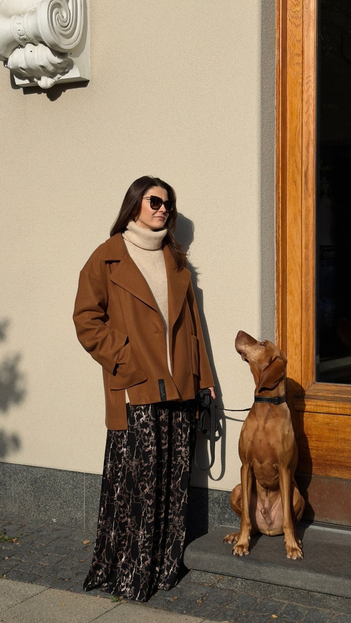 CAMEL MEETS NOIR - BeaA - Be At Home with Yourself -