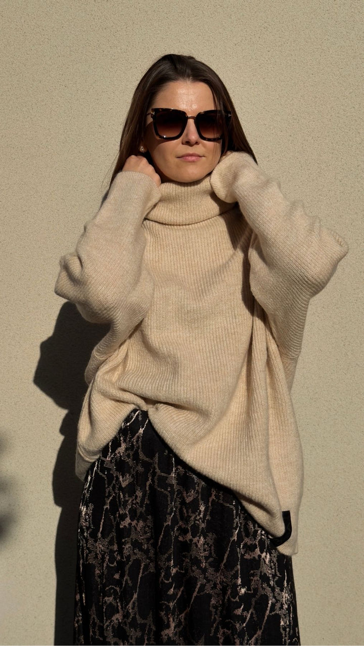 CAMEL MEETS NOIR - BeaA - Be At Home with Yourself -