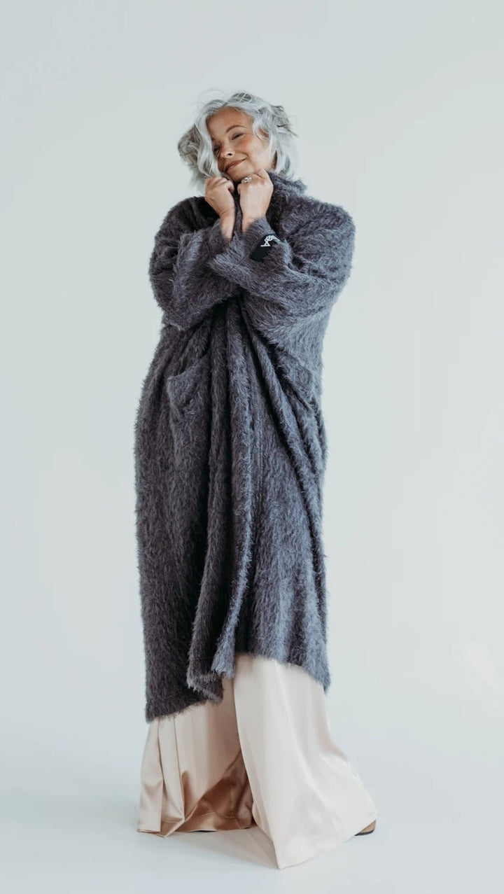 Cardigan Graphite - BeaA - Be At Home with Yourself - Cardigan