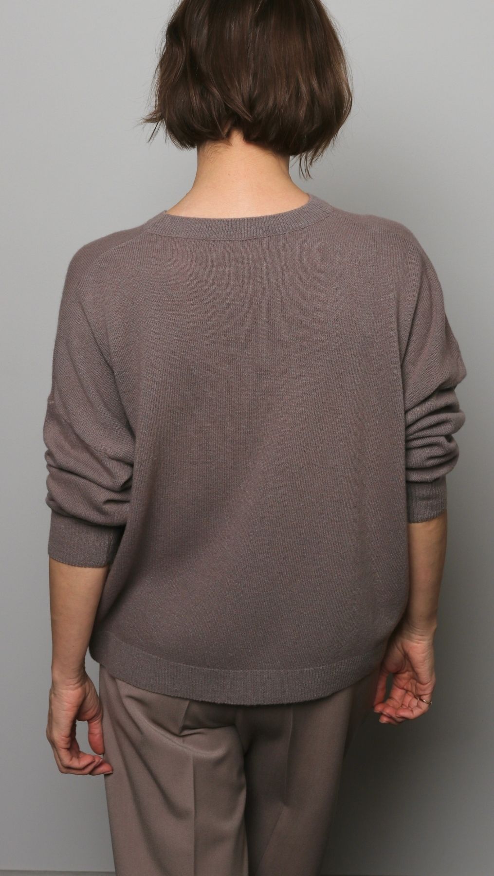 Cashmere sweater Hazel / Espresso - BeaA - Be At Home with Yourself - sweater
