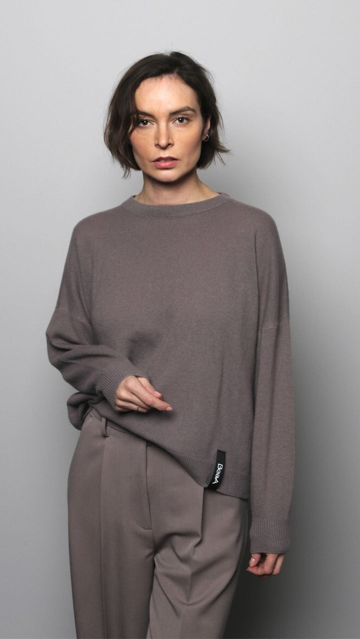 Cashmere sweater Hazel / Espresso - BeaA - Be At Home with Yourself - sweater