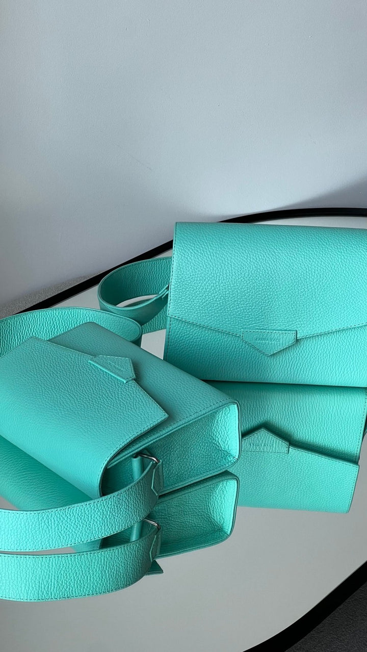 CROSS BODY BAG IN TURQUOISE LEATHER - BeaA - Be At Home with Yourself - Bag