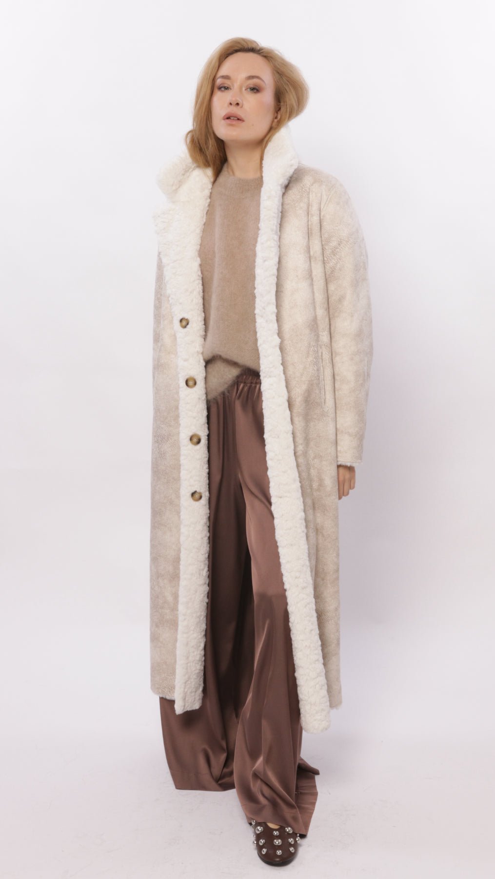 Eco - fur coat White - BeaA - Be At Home with Yourself - coat