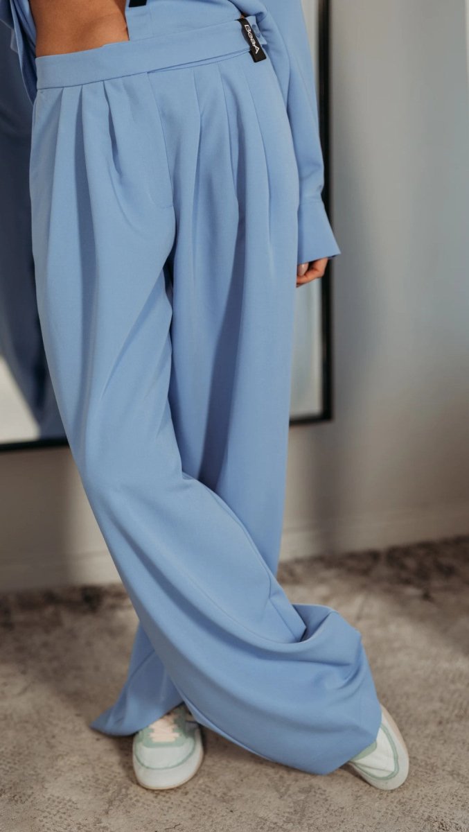 Elegant Straight - Leg Trousers Blue Latte - BeaA - Be At Home with Yourself - Trousers