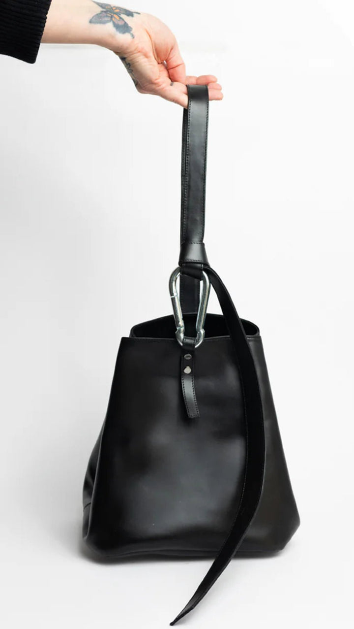Leather bucket bag - BeaA - Be At Home with Yourself - 