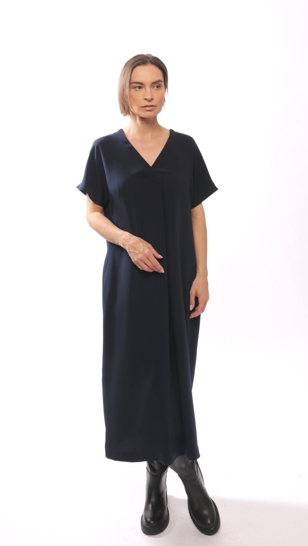 Libre dress Navy - BeaA - Be At Home with Yourself - Slip Dress