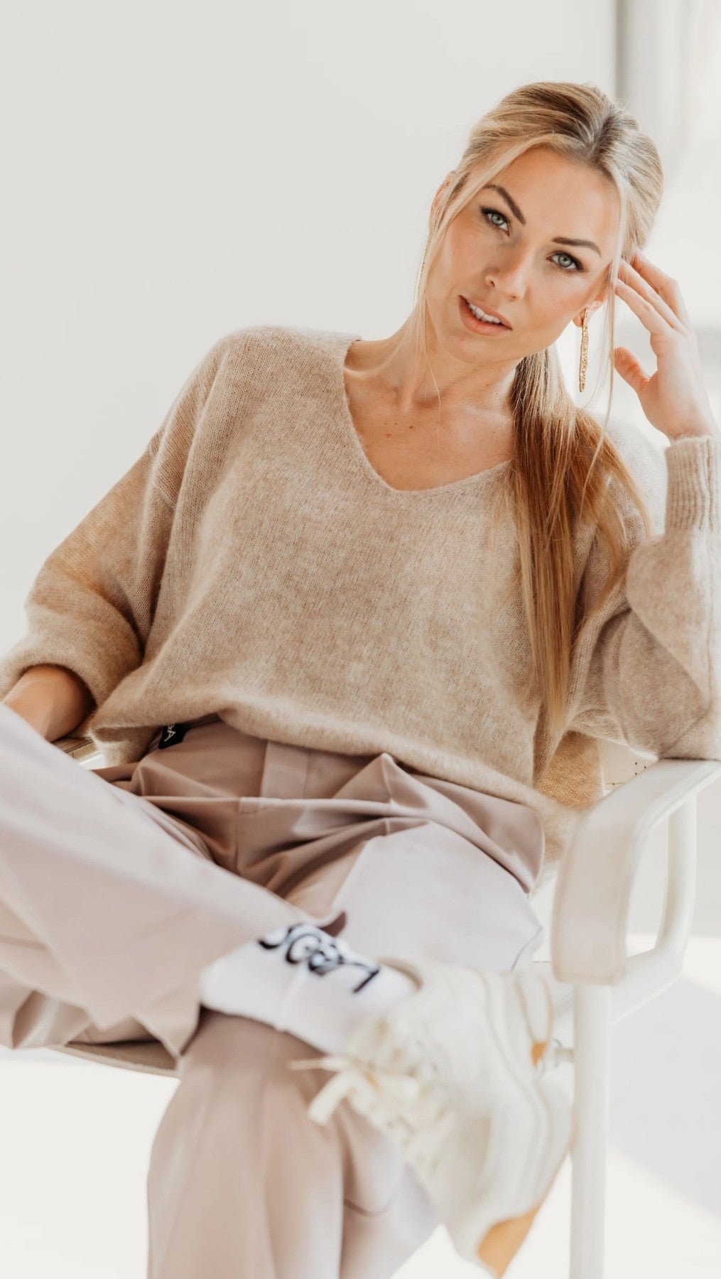 Light Alpaca sweater Beige - BeaA - Be At Home with Yourself - sweater