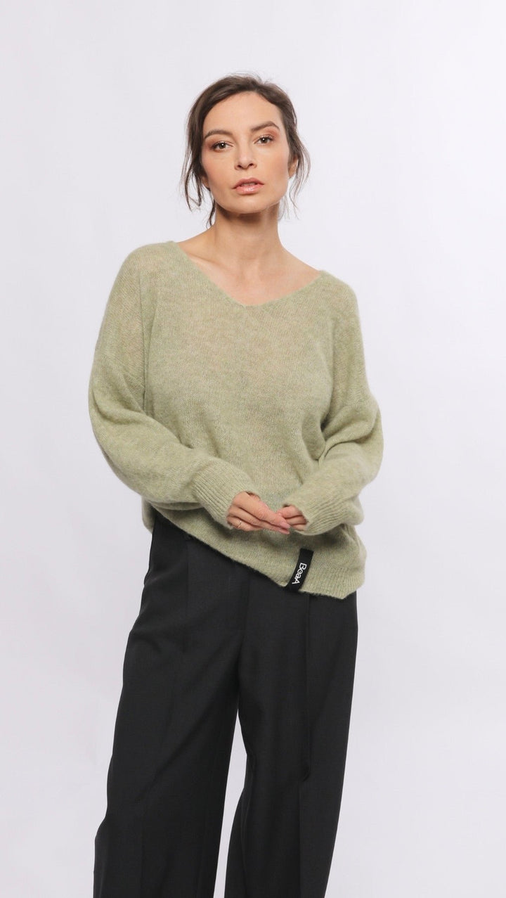 Light Alpaca sweater Golden Pistachio - BeaA - Be At Home with Yourself - sweater
