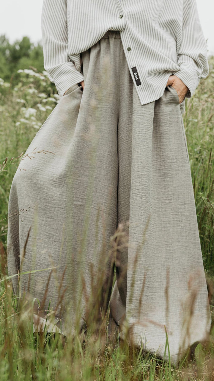 Linen Palazzo Trousers Forest - BeaA - Be At Home with Yourself - Trousers