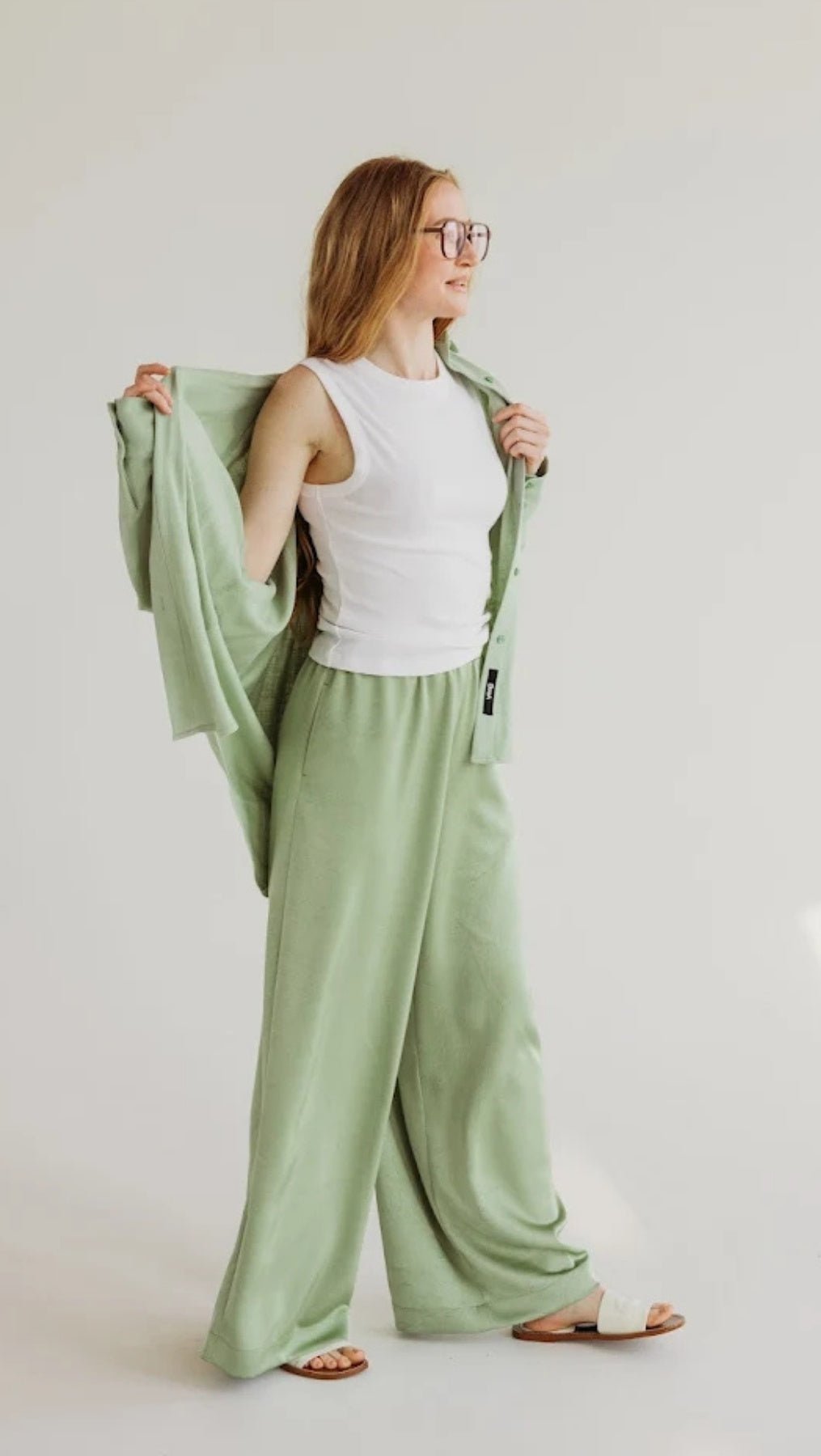 Linen shirt Green - BeaA - Be At Home with Yourself - Top