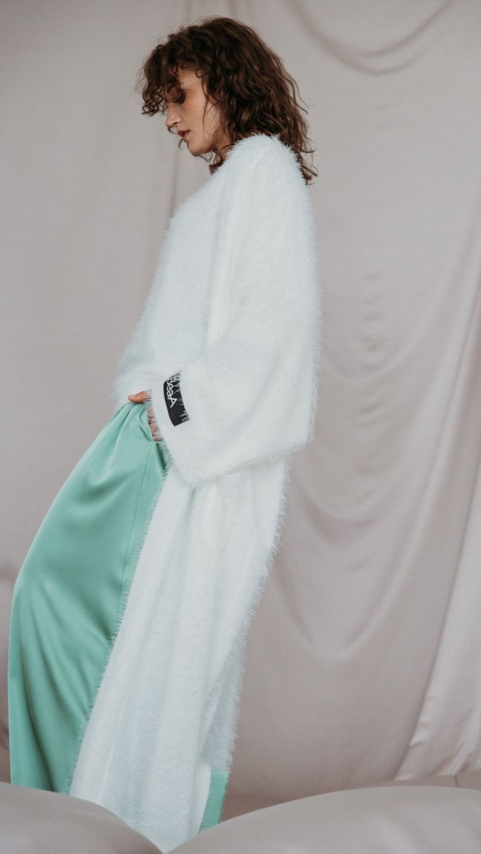 Maxi Cardigan White - BeaA - Be At Home with Yourself - Cardigan