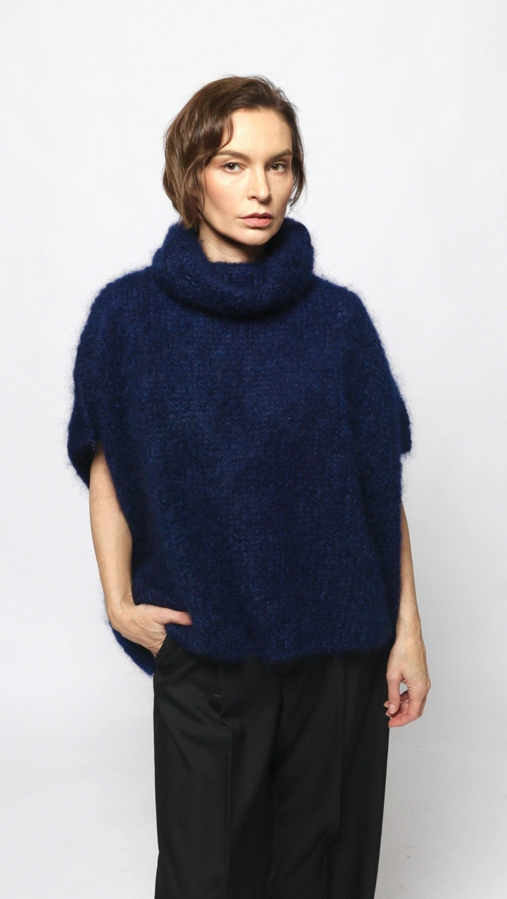 Mohair vest Navy - BeaA - Be At Home with Yourself - vests