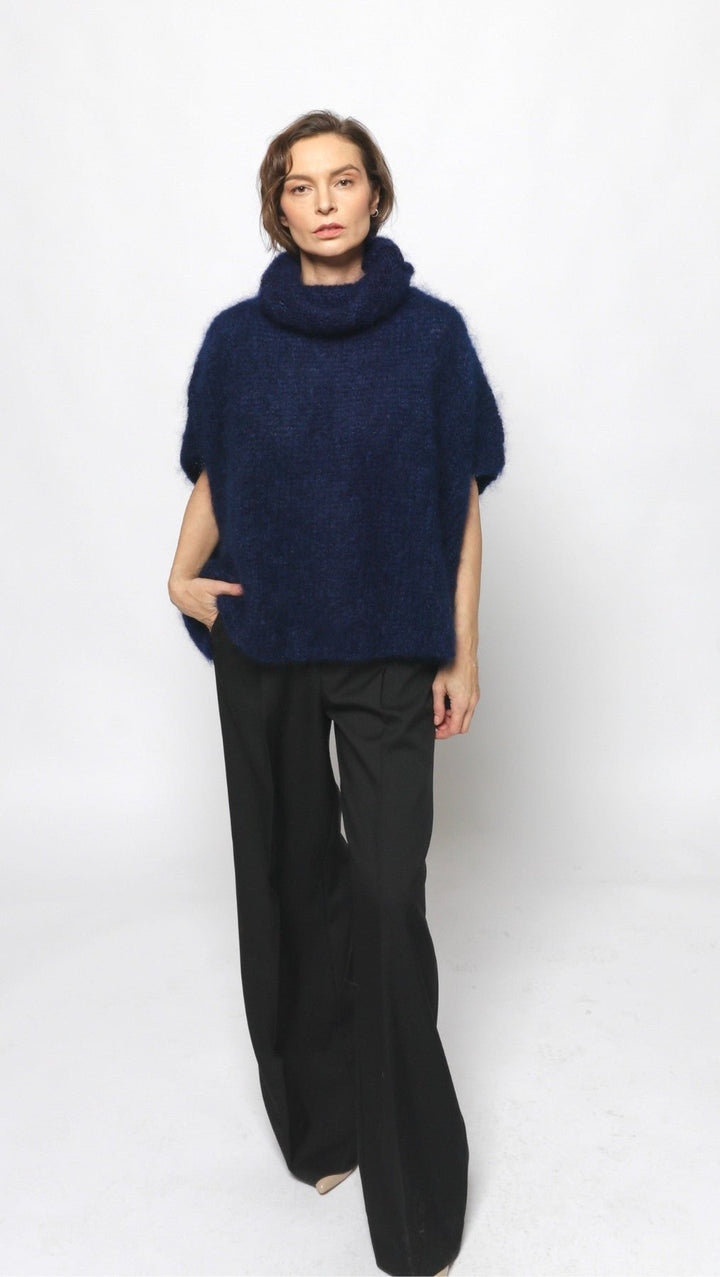 Mohair vest Navy - BeaA - Be At Home with Yourself - vests